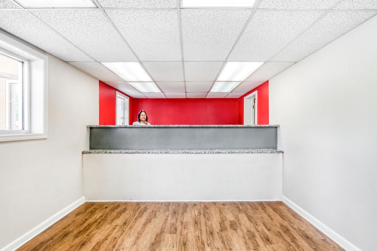 Oyo Hotel Decatur I-20 East & Wesley Club Dr エクステリア 写真