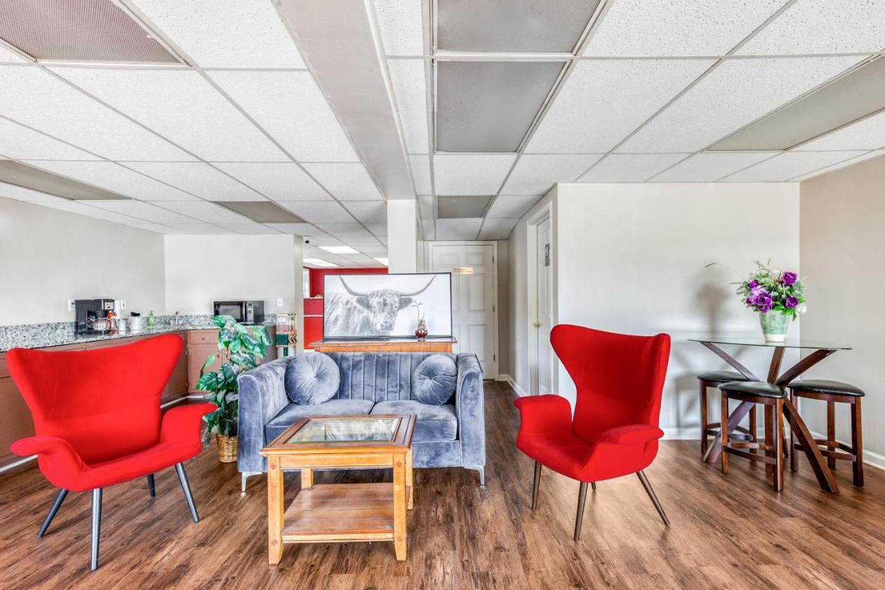 Oyo Hotel Decatur I-20 East & Wesley Club Dr エクステリア 写真