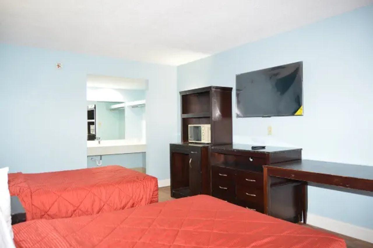 Oyo Hotel Decatur I-20 East & Wesley Club Dr エクステリア 写真